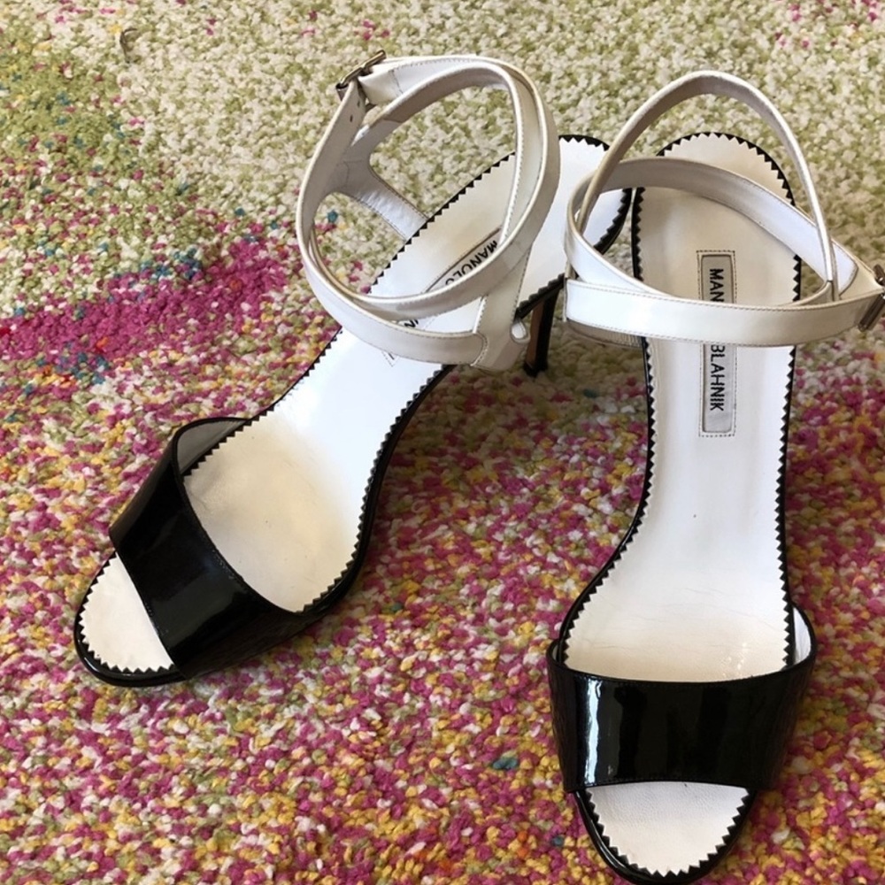 Manolo Balhnik Shoes